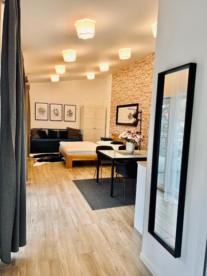 Apartmany Benesov Benesov nad Ploucnici Luaran gambar