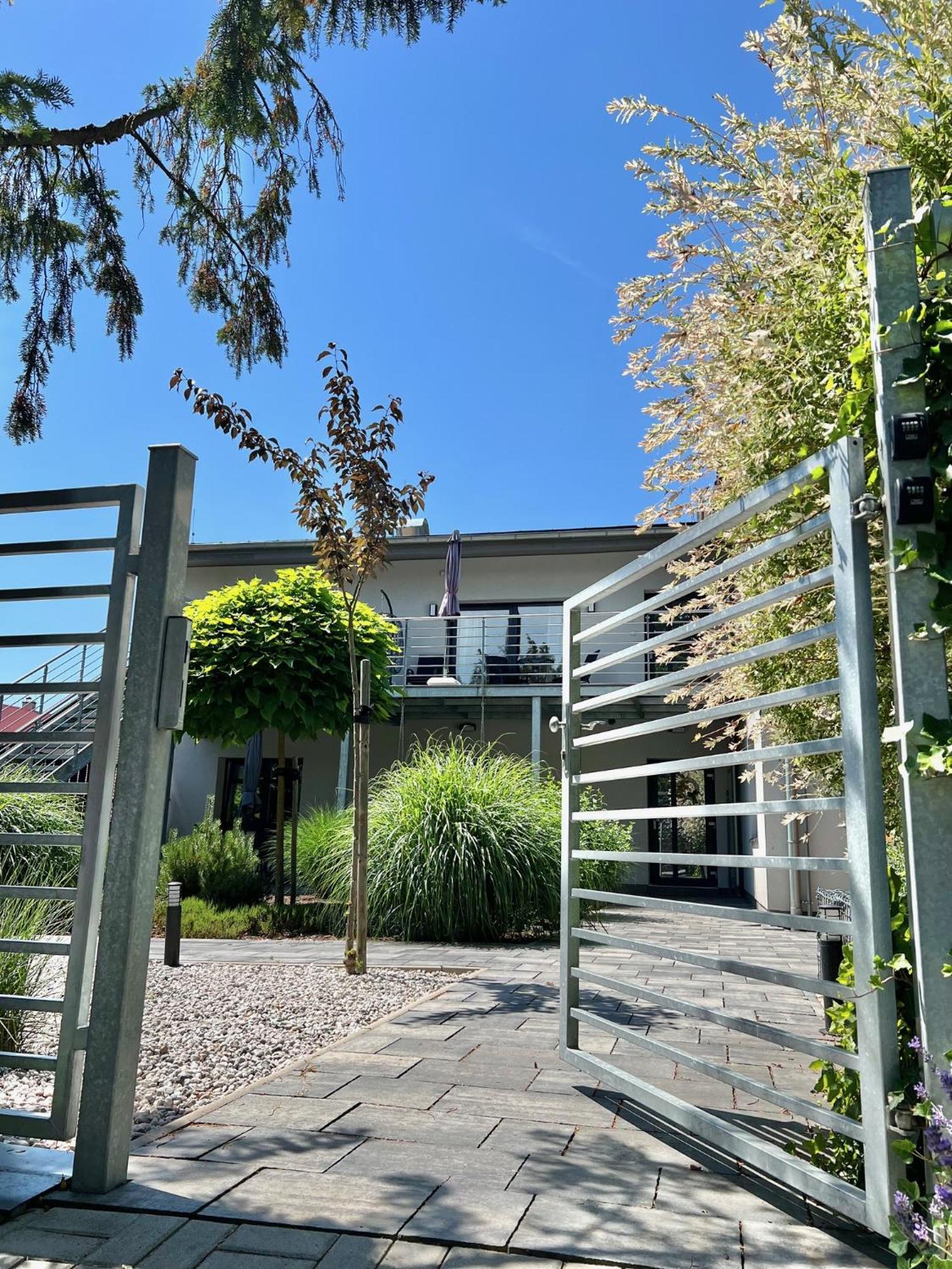 Apartmany Benesov Benesov nad Ploucnici Luaran gambar