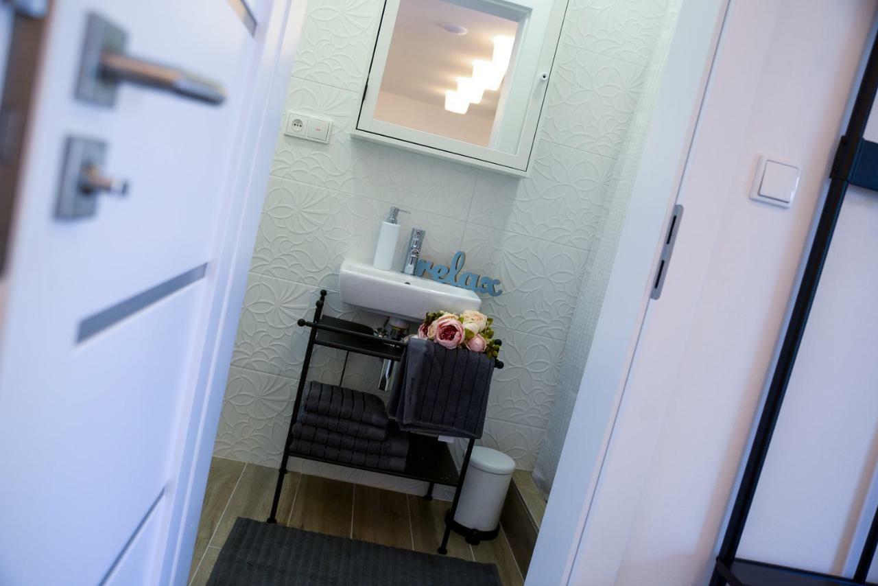 Apartmany Benesov Benesov nad Ploucnici Luaran gambar